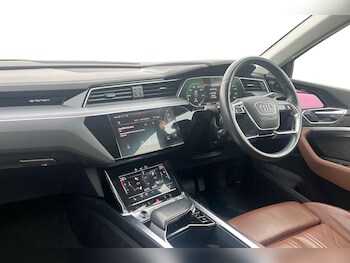 Used Audi e-tron 2019 for sale - 77327464: Photo