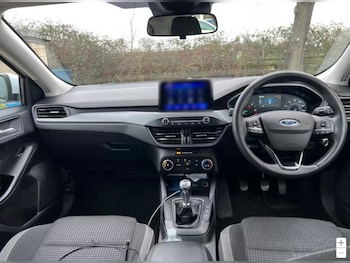 Used Ford Focus 2023 for sale - 77700712: Photo