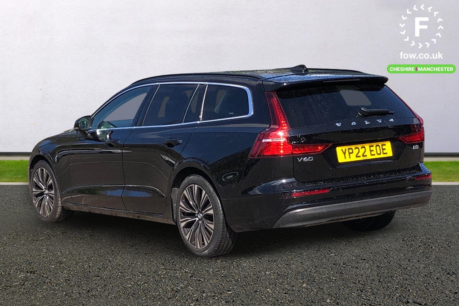 Used Volvo V60 2022 for sale - 78107556: Photo 2
