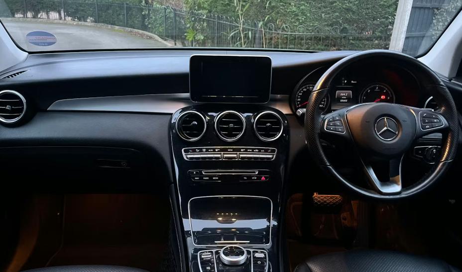 Used Mercedes-Benz GLC 2019 for sale - 77540946: Photo 3