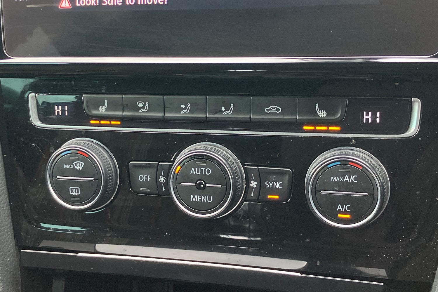 Used Volkswagen Golf 2019 for sale - 77294610: Photo 12