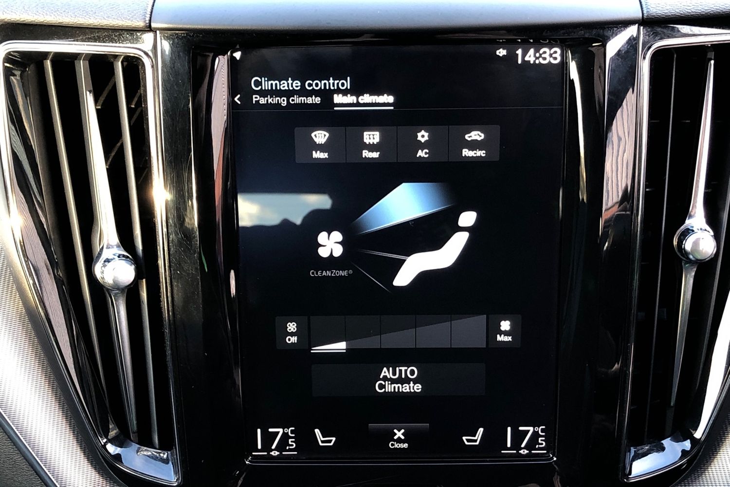 Used Volvo XC60 2019 for sale - 76194098: Photo 11