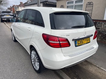 Used Mercedes-Benz B Class 2017 for sale - 77862783: Photo