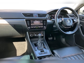 Used Skoda Superb 2021 for sale - 78359758: Photo