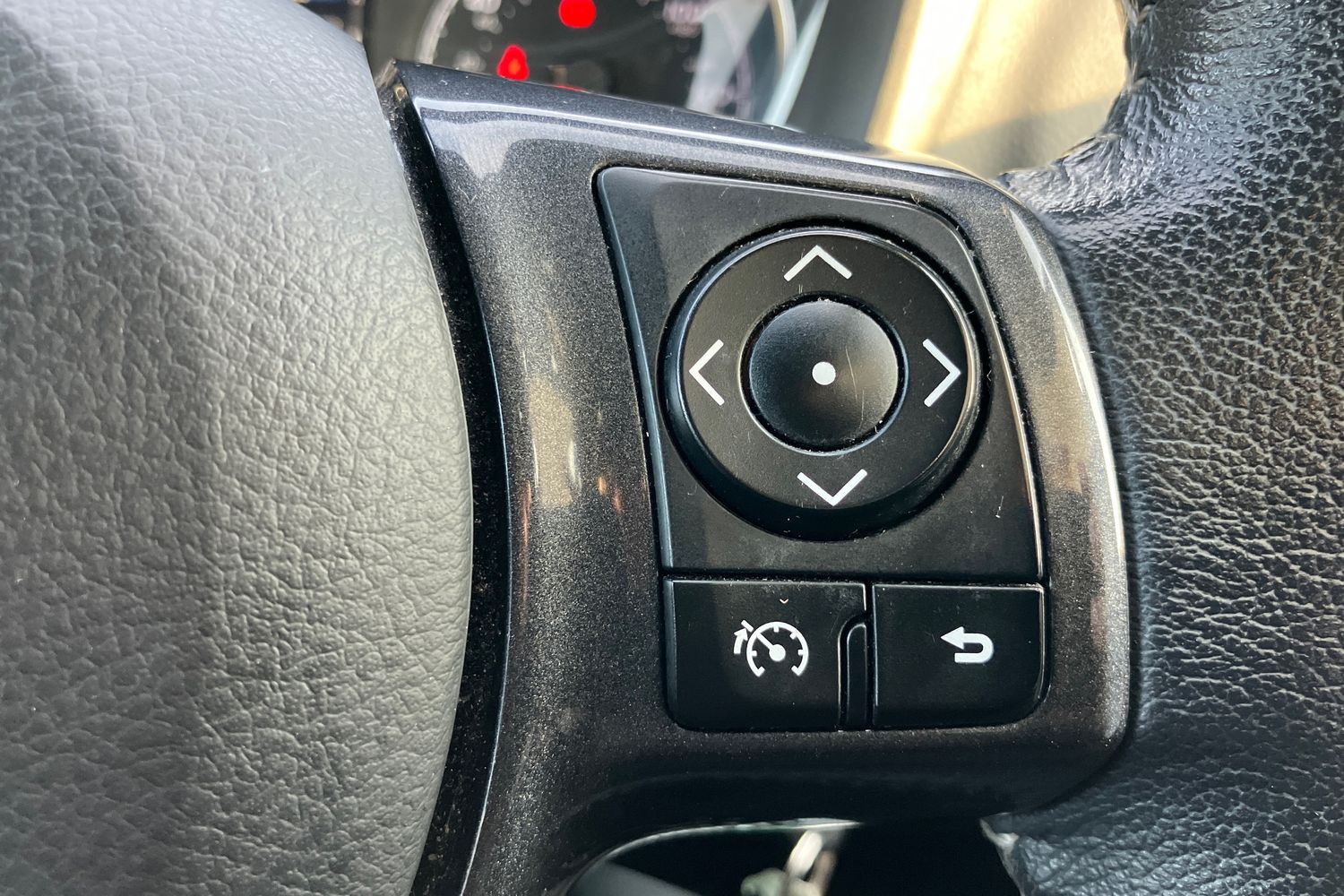 Used Toyota Yaris 2019 for sale - 76077399: Photo 12