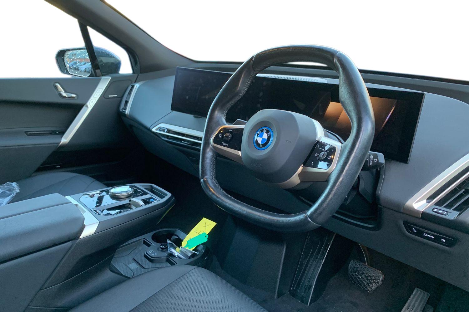 Used BMW iX 2022 for sale - 76630031: Photo 3