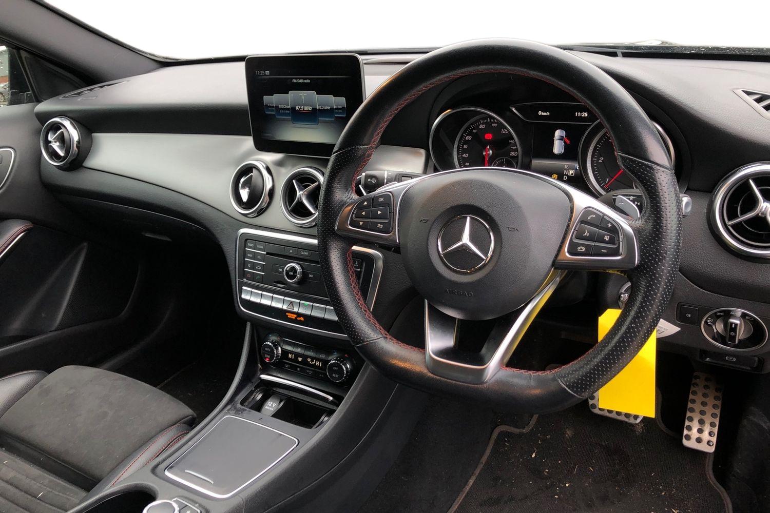 Used Mercedes-Benz GLA 2018 for sale - 77589433: Photo 3