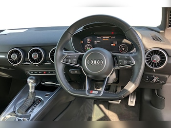 Used Audi TT 2018 for sale - 76761230: Photo
