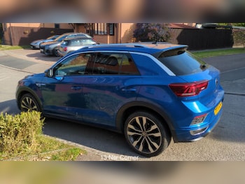 Used Volkswagen T-Roc 2021 for sale - 78390377: Photo