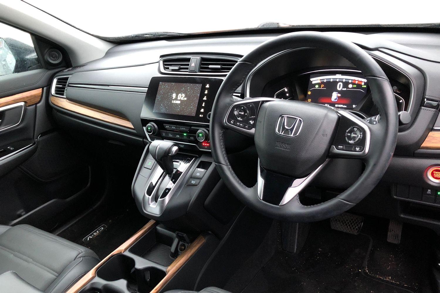 Used Honda CR-V 2018 for sale - 76732487: Photo 3