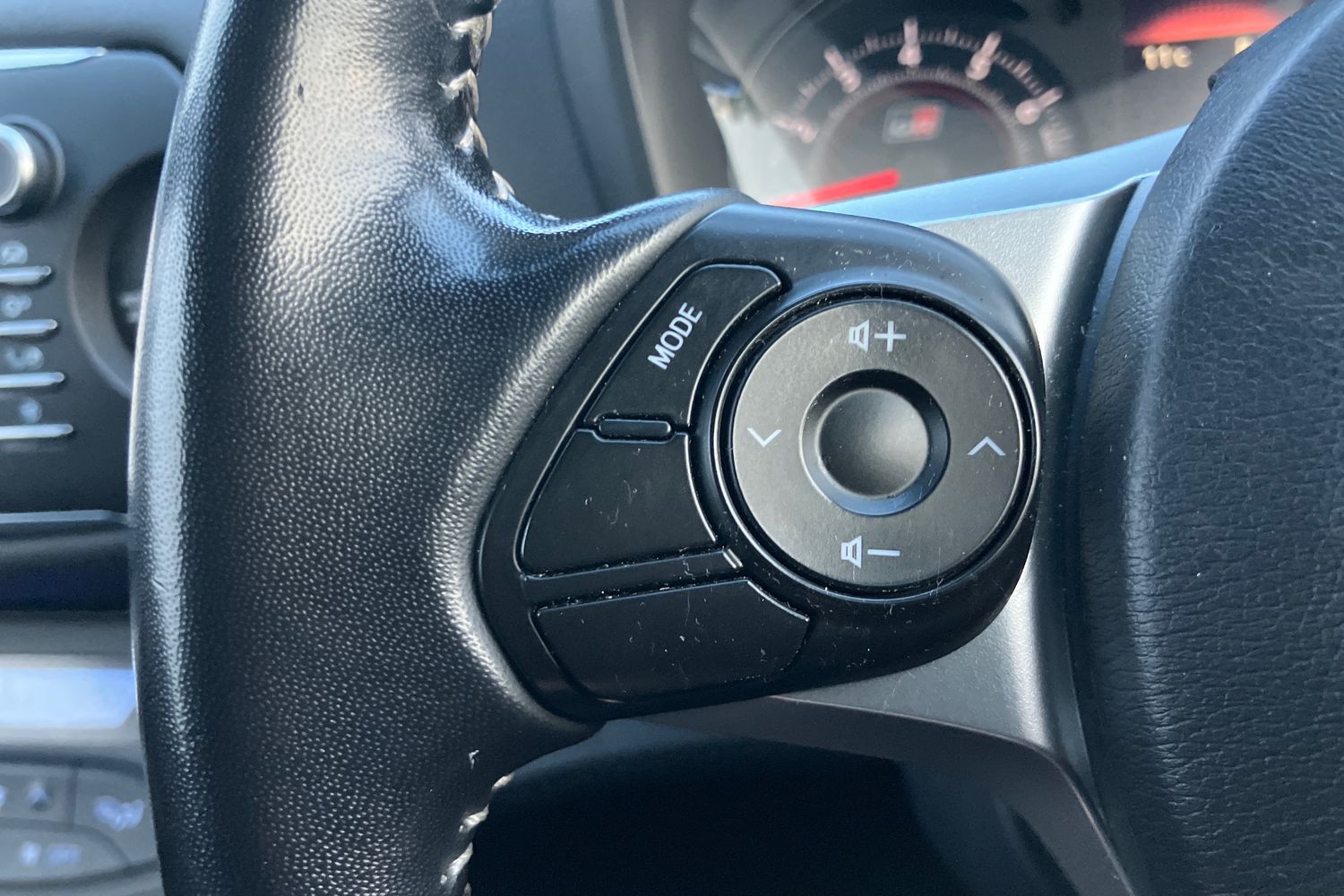 Used Toyota Yaris 2018 for sale - 76495403: Photo 11