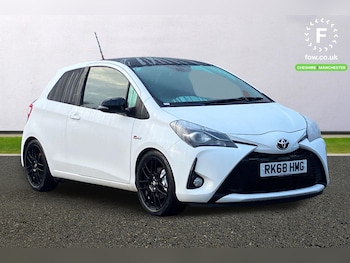 Used Toyota Yaris 2018 for sale - 76495403: Photo