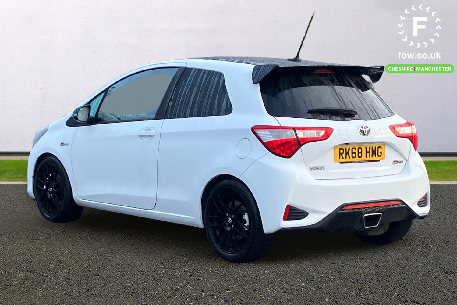 Used Toyota Yaris 2018 for sale - 76495403: Photo 2