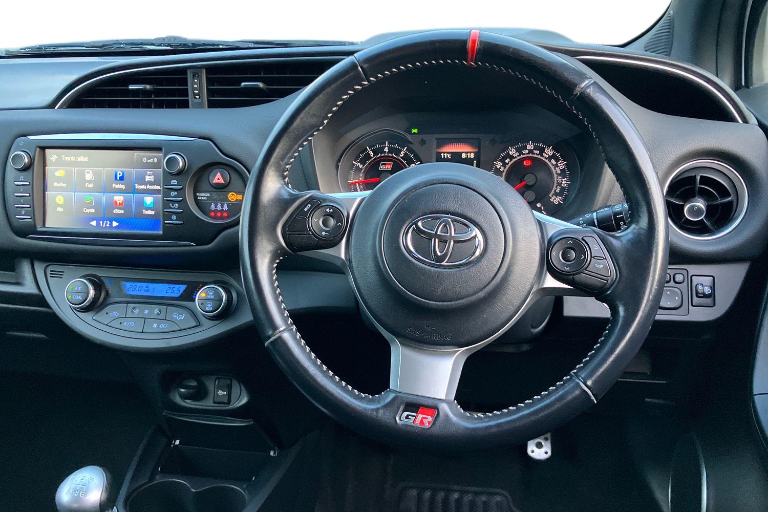 Used Toyota Yaris 2018 for sale - 76495403: Photo 5