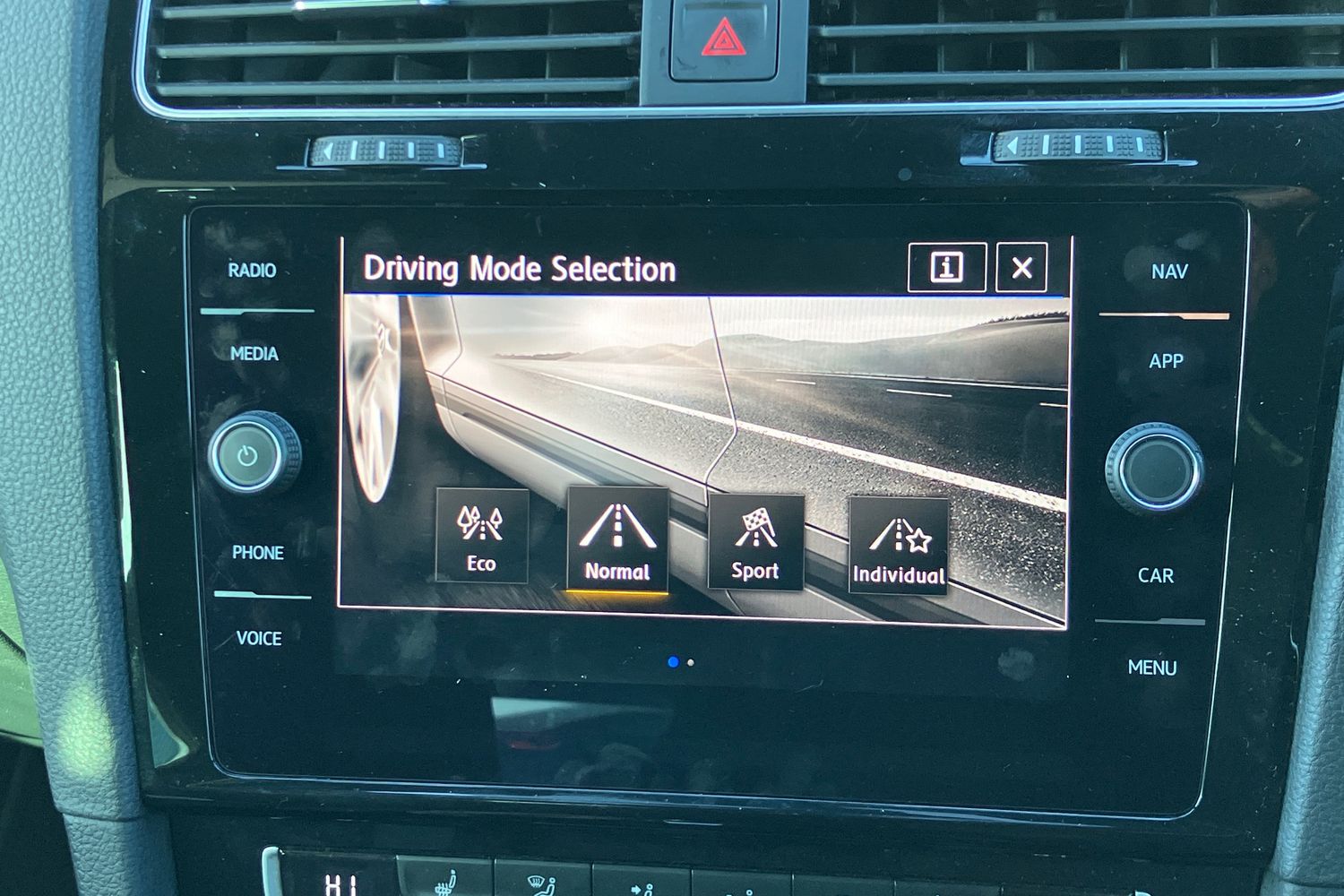 Used Volkswagen Golf 2020 for sale - 77527673: Photo 10