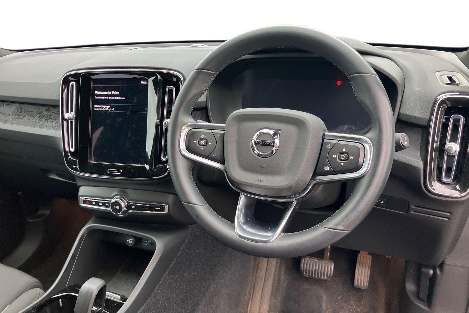 Used Volvo XC40 2022 for sale - 75999734: Photo 3