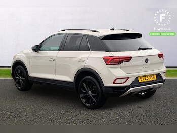 Used Volkswagen T-Roc 2023 for sale - 76182100: Photo 2