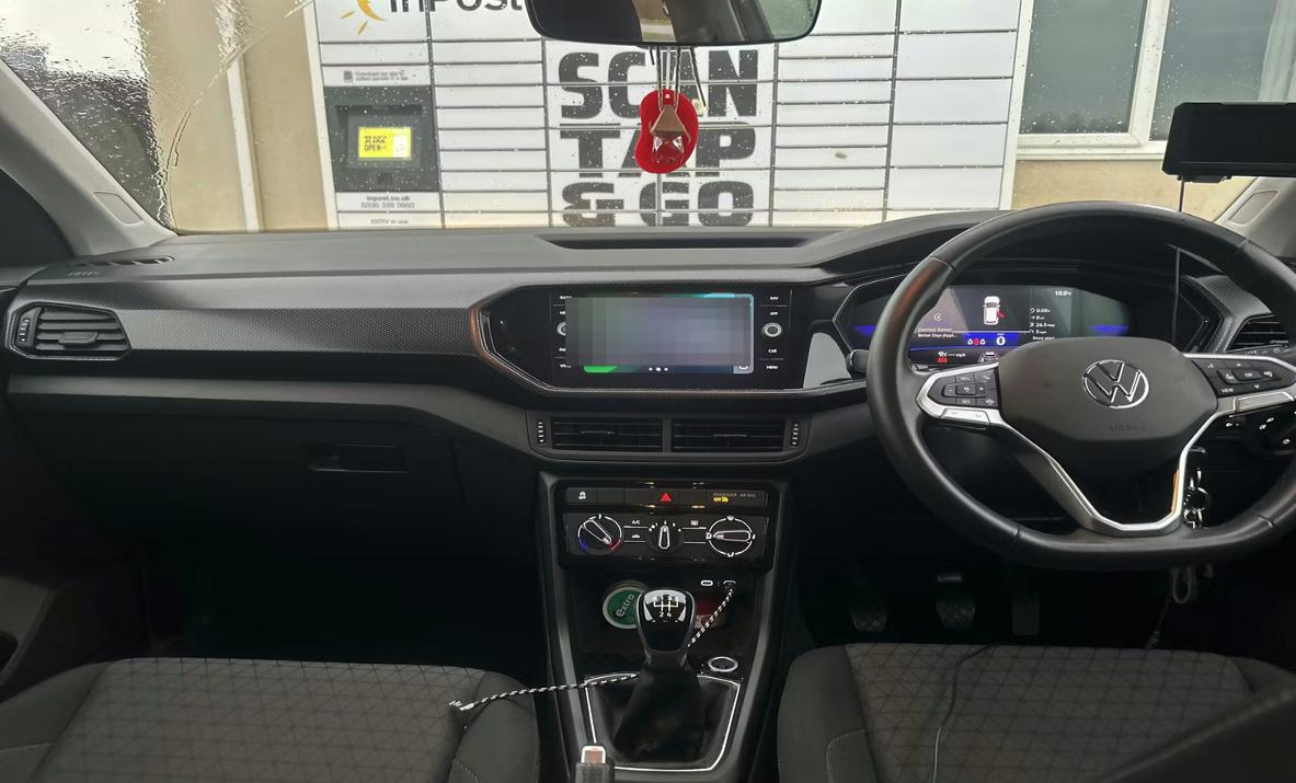 Used Volkswagen T-Cross 2023 for sale - 77390236: Photo 3