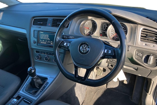 Used Volkswagen Golf 2016 for sale - 76006801: Photo 3