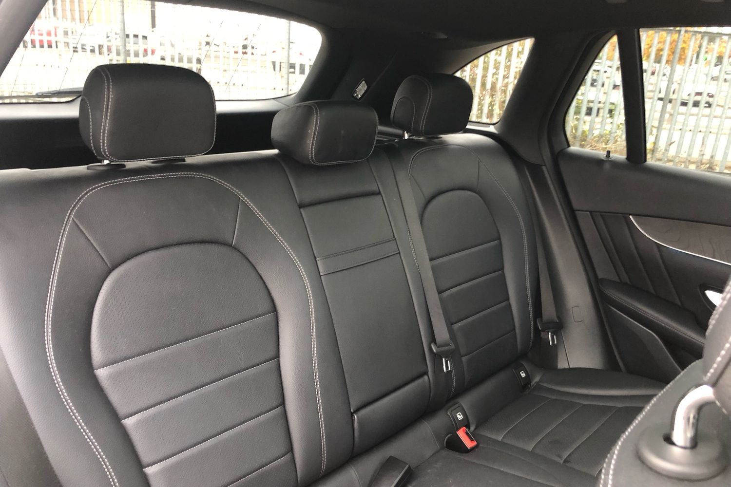Used Mercedes-Benz GLC 2019 for sale - 76581816: Photo 16