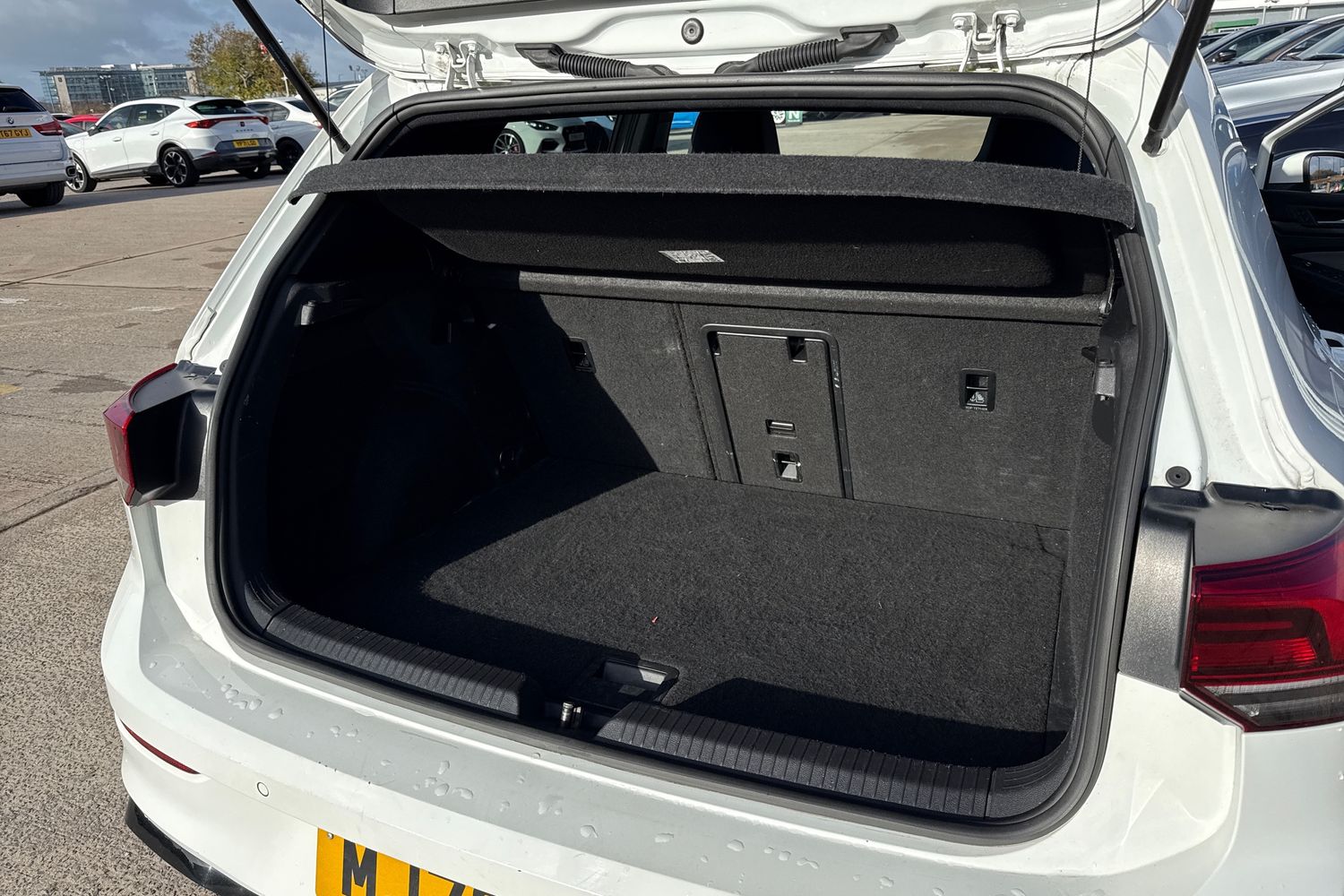 Used Volkswagen Golf 2020 for sale - 77275577: Photo 15