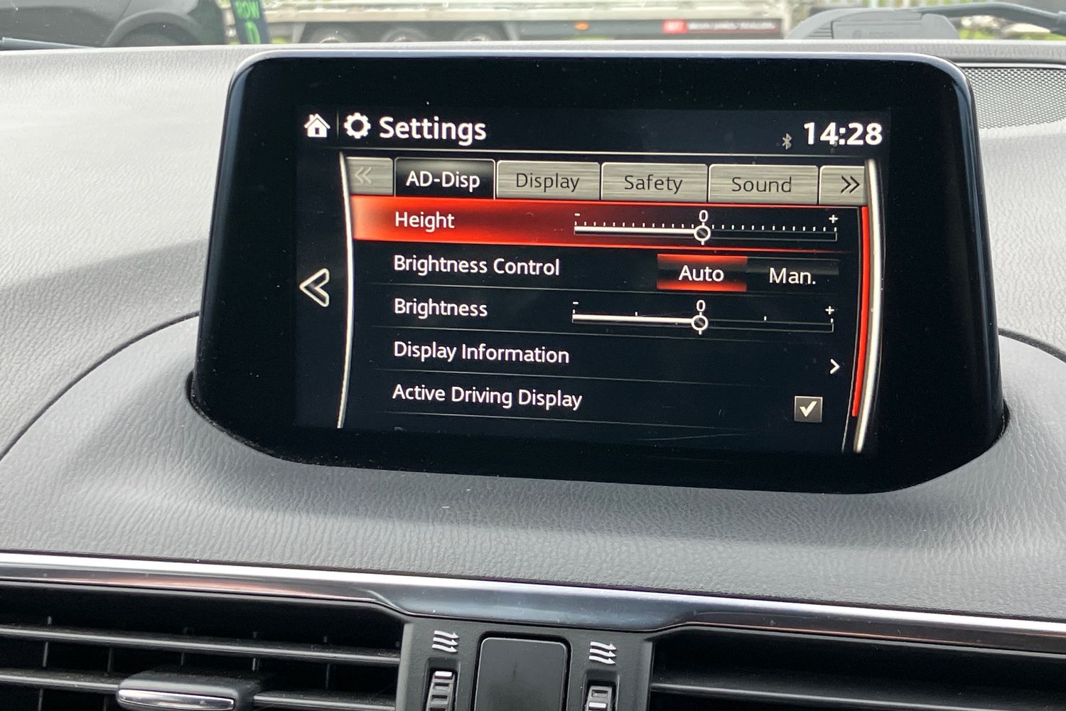 Used Mazda Mazda3 2017 for sale - 77742261: Photo 9