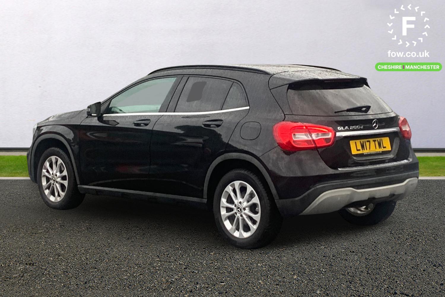 Used Mercedes-Benz GLA 2017 for sale - 76346487: Photo 2