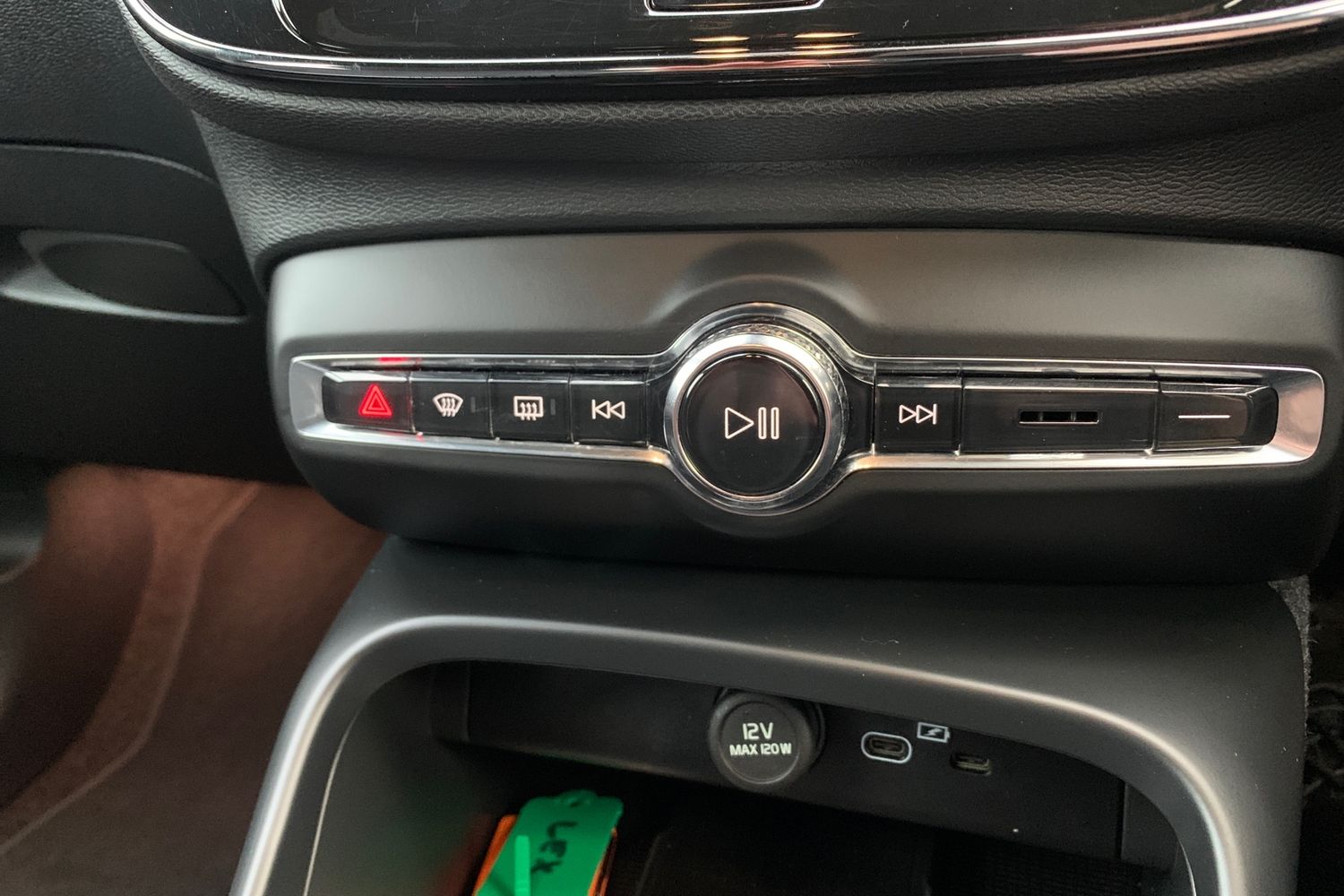 Used Volvo XC40 2022 for sale - 76629911: Photo 12