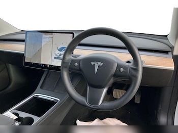 Used Tesla Model 3 2021 for sale - 76133643: Photo 3