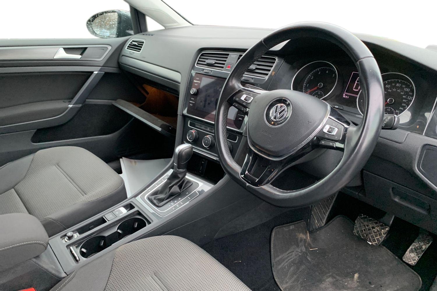 Used Volkswagen Golf 2018 for sale - 76798513: Photo 3