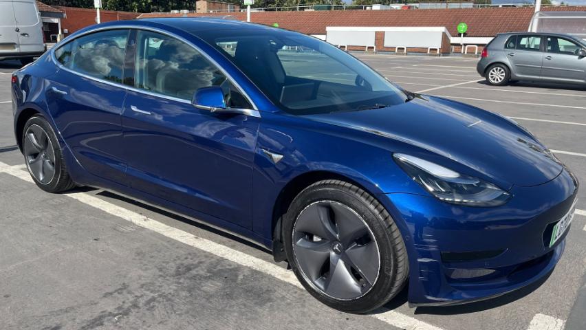 Used Tesla Model 3 2020 for sale - 76346412: Photo 1