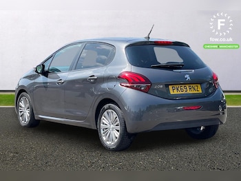 Used Peugeot 208 2019 for sale - 79151821: Photo