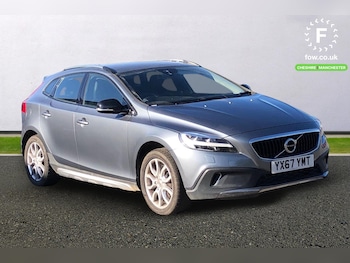 Used Volvo V40 2017 for sale - 78794361: Photo
