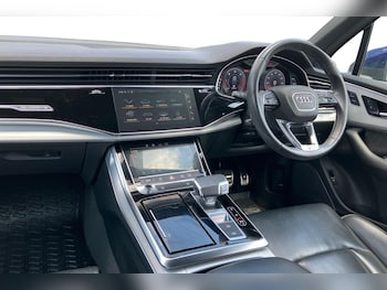 Used Audi Q7 2020 for sale - 75793979: Photo