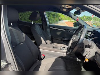 Used Honda Civic 2018 for sale - 78836484: Photo