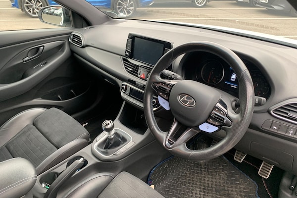 Used Hyundai i30 2018 for sale - 76264133: Photo 3