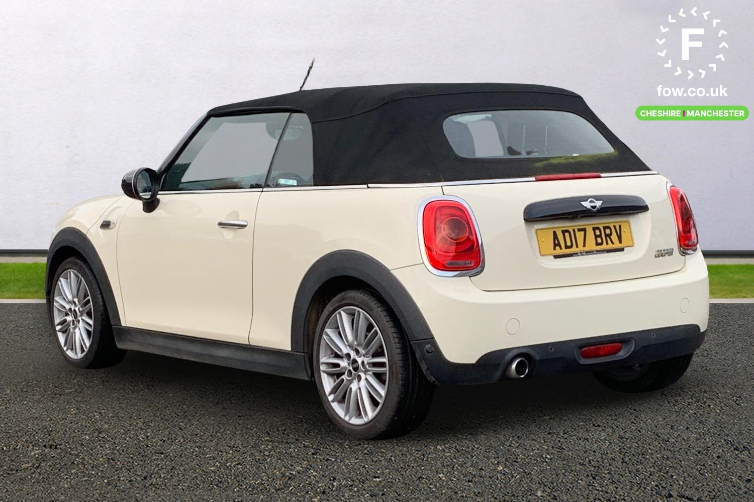 Used MINI Convertible 2017 for sale - 76509147: Photo 2