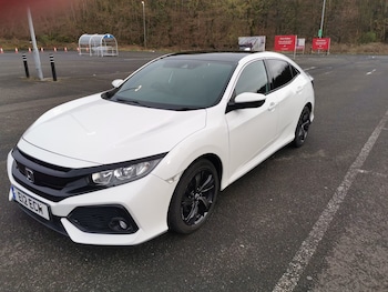 Used Honda Civic 2019 for sale - 78976012: Photo