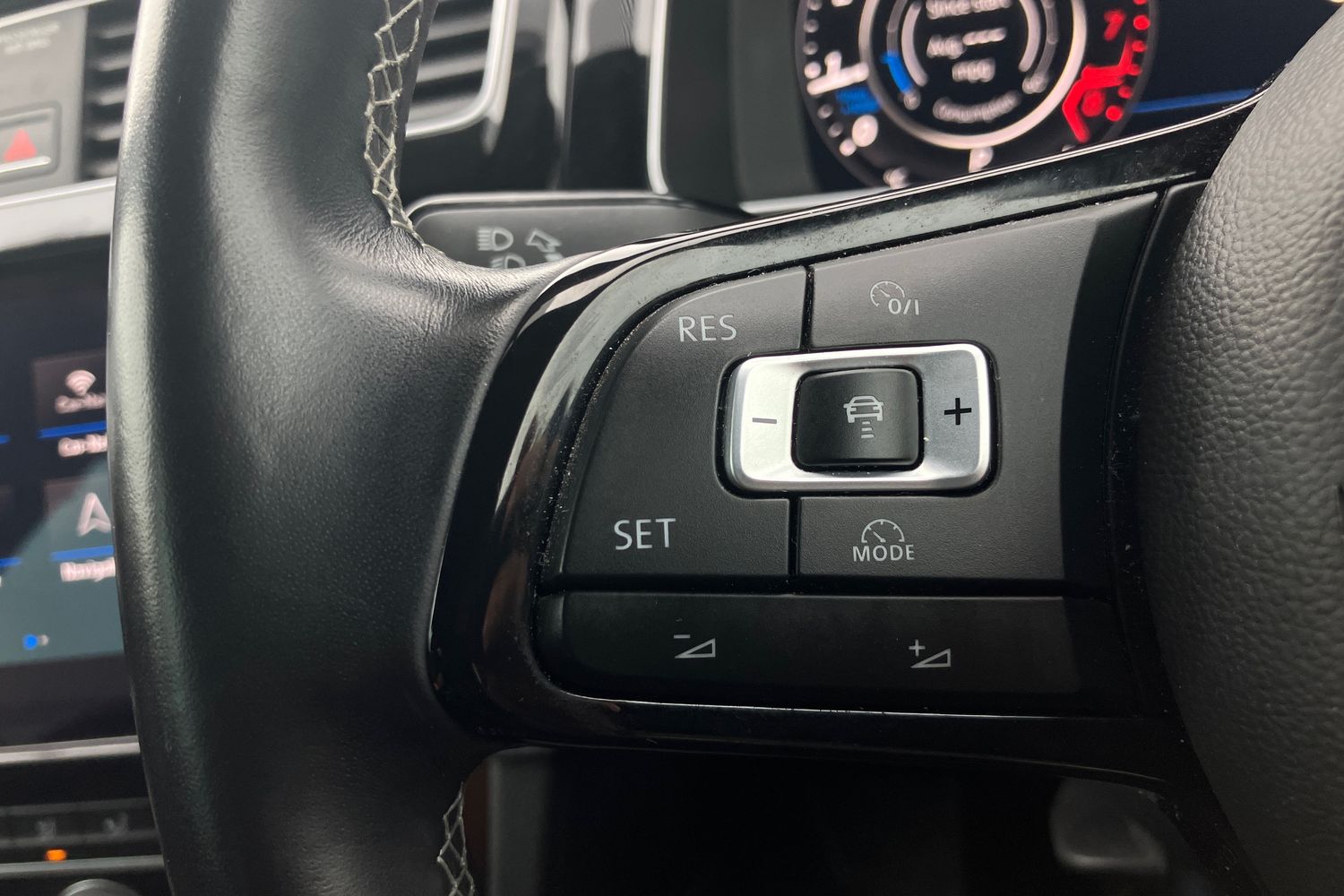 Used Volkswagen Golf 2018 for sale - 77914374: Photo 12