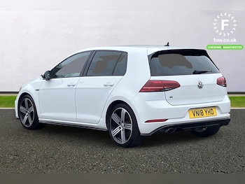 Used Volkswagen Golf 2018 for sale - 77914374: Photo