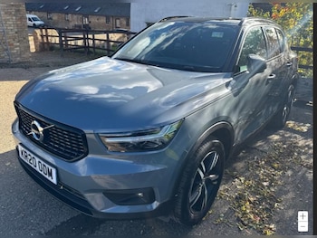 Volvo - XC40
