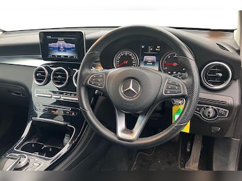 Used Mercedes-Benz GLC 2016 for sale - 77774080: Photo