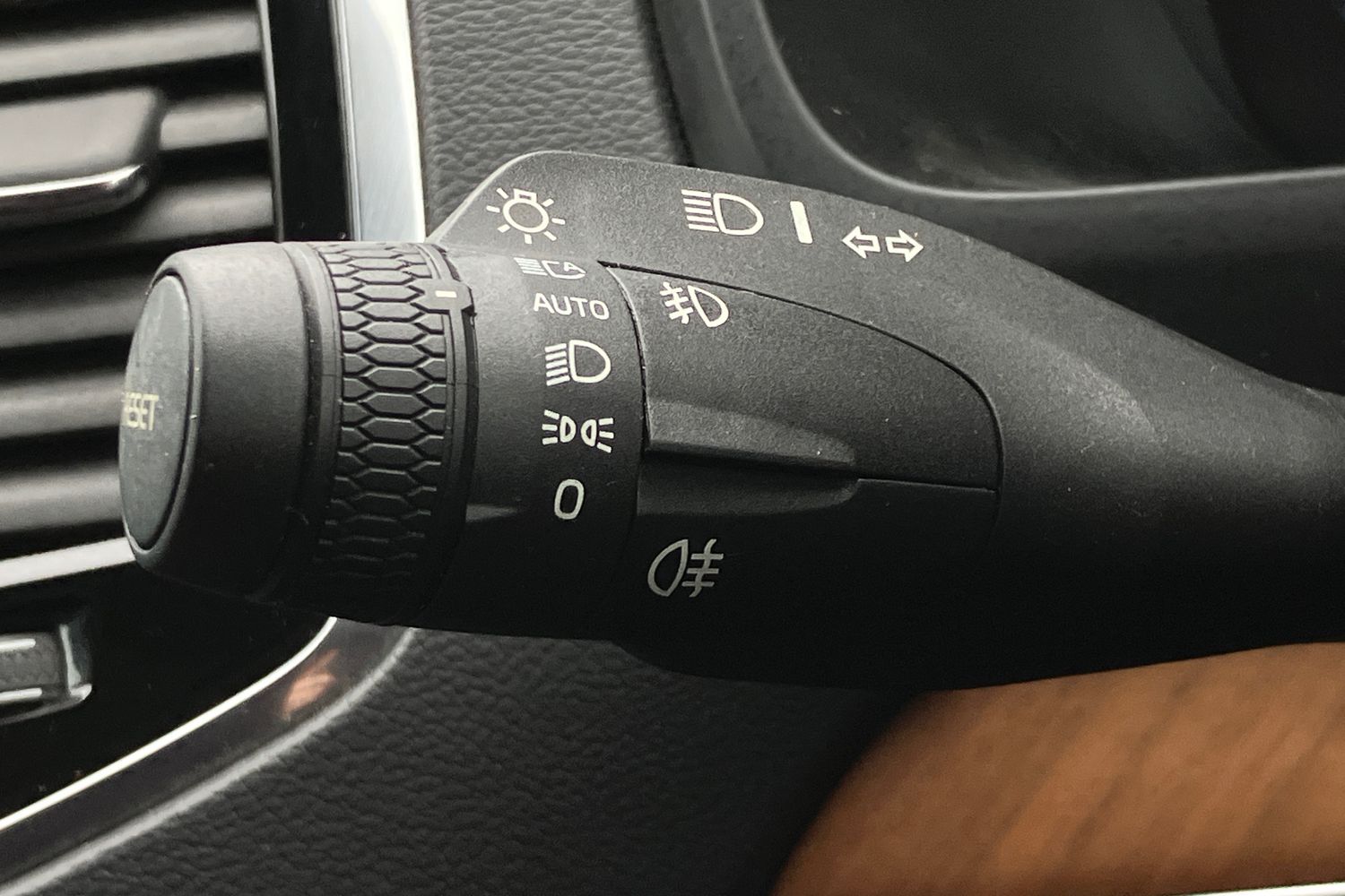 Used Volvo XC90 2018 for sale - 75938065: Photo 15