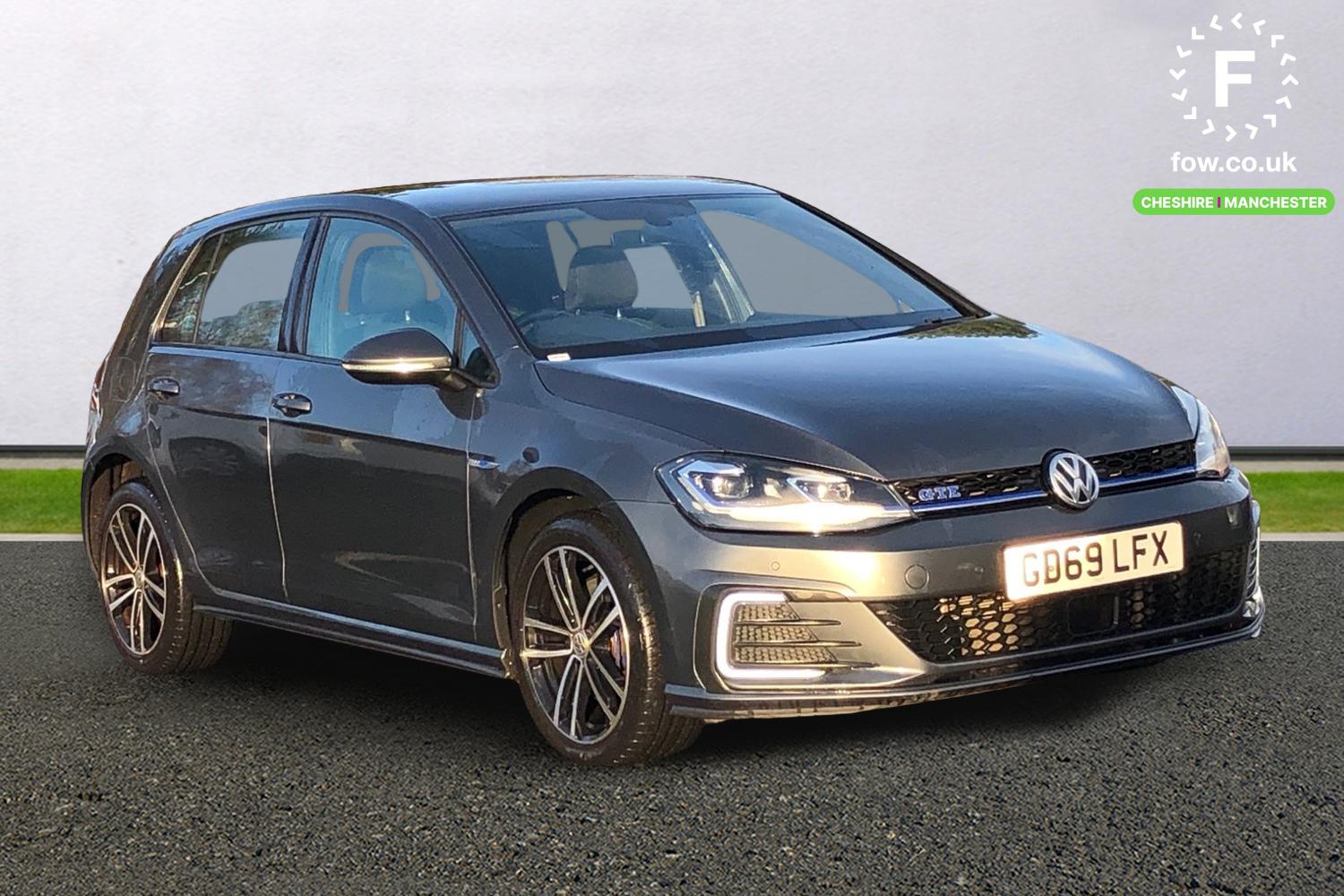 Used Volkswagen Golf 2020 for sale - 76922880: Photo 1