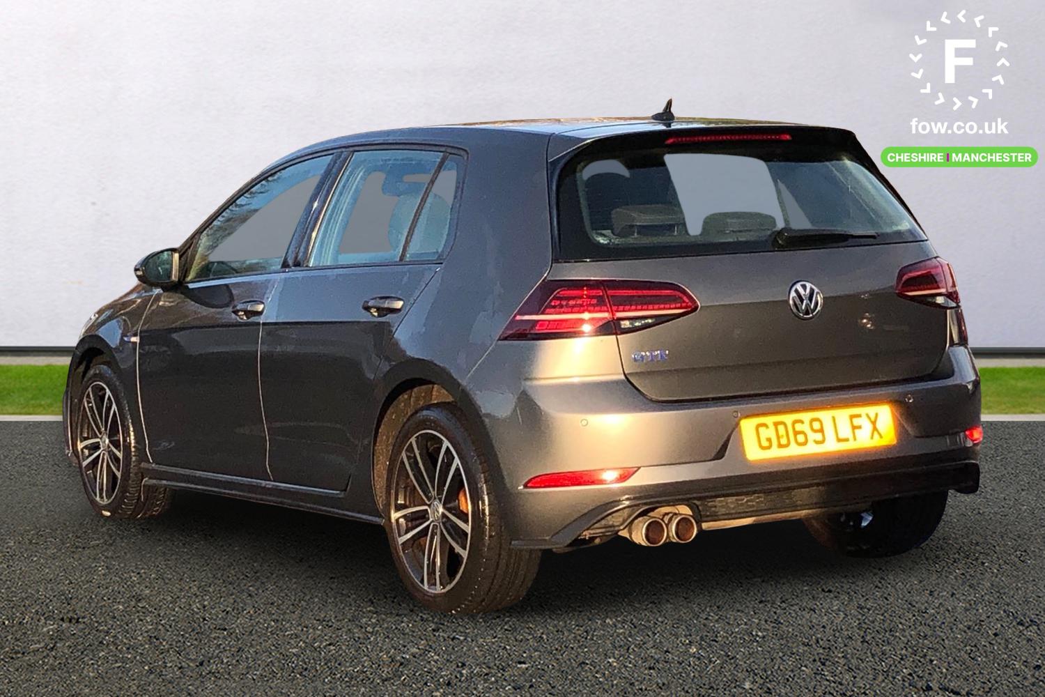 Used Volkswagen Golf 2020 for sale - 76922880: Photo 2