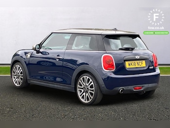 Used MINI Hatch 2018 for sale - 76119837: Photo 2