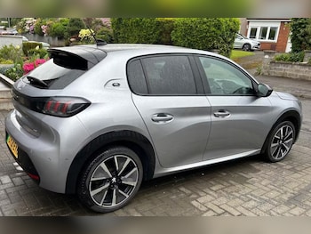 Used Peugeot 208 2021 for sale - 78927302: Photo
