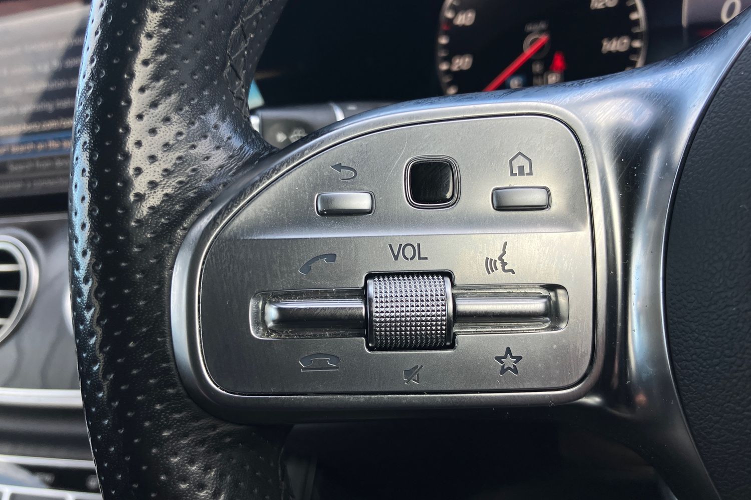 Used Mercedes-Benz E Class 2019 for sale - 75962457: Photo 11