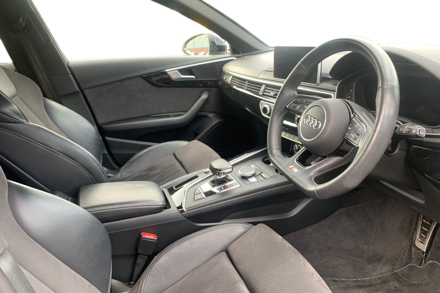 Used Audi A4 2018 for sale - 76480963: Photo 3