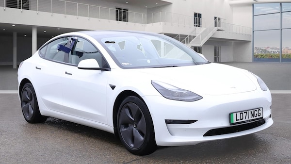 Used Tesla Model 3 2021 for sale - 76224685: Photo 1